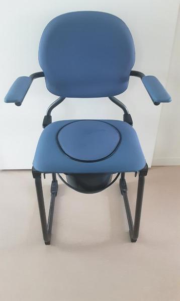 toiletstoel beschikbaar voor biedingen