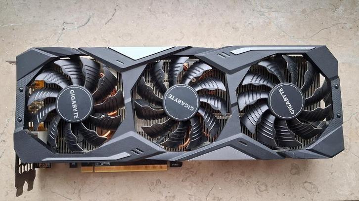 PC de jeu Gigabyte RTX 2080 TI 11 Go type-c, Informatique & Logiciels, Cartes vidéo, Utilisé, Nvidia, PCI-Express 3.0, HDMI, DisplayPort