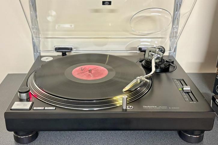 Technics SL-1210 mk2 aka. Zwarte SL 1200 mk2, Audio, Tv en Foto, Platenspelers, Refurbished, Platenspeler, Technics, Pitch-regelaar