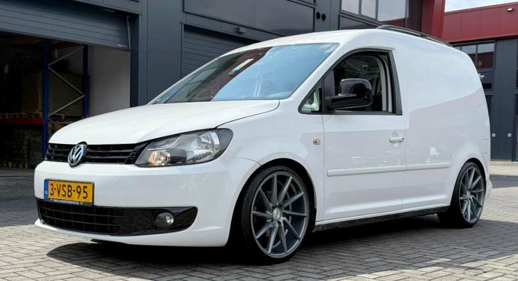 Zeer dikke Caddy nieuwe 19 inch velgen GTI stoelen Verlaagd., Auto diversen, Overige Auto diversen, Ophalen