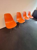 Vitra Eames DSR stoel verchroomd onderstel, Huis en Inrichting, Stoelen, Gebruikt, Ophalen of Verzenden, Rood