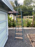 Hoge ladder. Zeer degelijk!, Ophalen, Gebruikt, Ladder