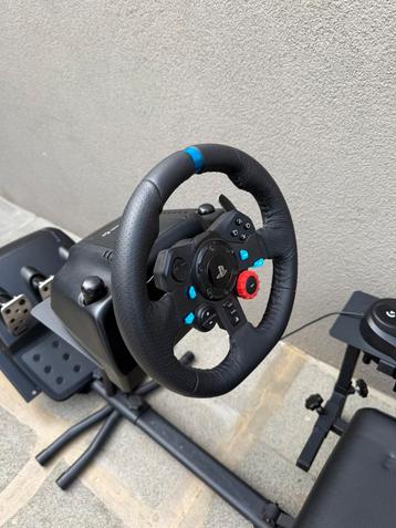 Simulator-stuurwiel beschikbaar voor biedingen