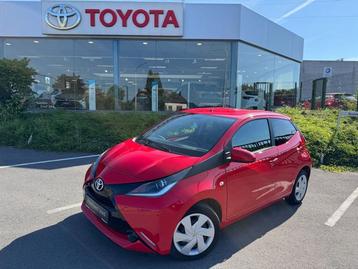 Toyota Aygo 1.0 VVT-i Multi Mode x-play, Auto's, Toyota, Automaat, Aygo, 998 cc, Stadsauto