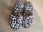 Pantoffels slippers maat 37 luipaardmotief, Comme neuf, Autres types, Garçon ou Fille, Enlèvement