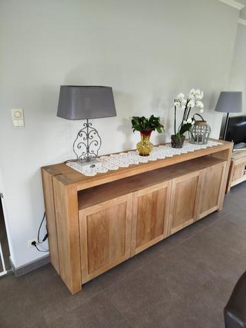 Dressoir  beschikbaar voor biedingen