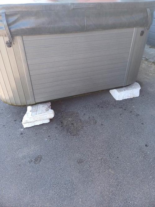 Jacuzzi gratis geleverd en geplaatst en 1j garantie, Tuin en Terras, Zwembad-toebehoren, Ophalen of Verzenden
