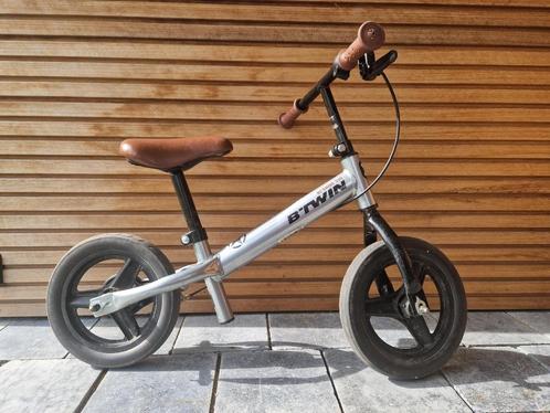 Heel degelijk loopfietsje met rem (kids 2-4j), Fietsen en Brommers, Fietsen | Kinderfietsjes, Gebruikt, Minder dan 16 inch, Ophalen