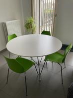 Kartell tafel en 4 stoelen MAUI design, Huis en Inrichting, Grenenhout, Rond, Gebruikt, Vier personen