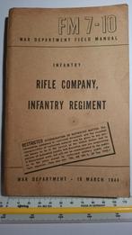 Originele US FM 7-10 field manual, Ophalen of Verzenden, Landmacht, Boek of Tijdschrift