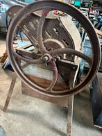 Bietenmolen, Dieren en Toebehoren