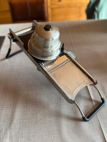 La Mandoline Ultra in RVS - De Buyer (bijna nieuwstaat) beschikbaar voor biedingen