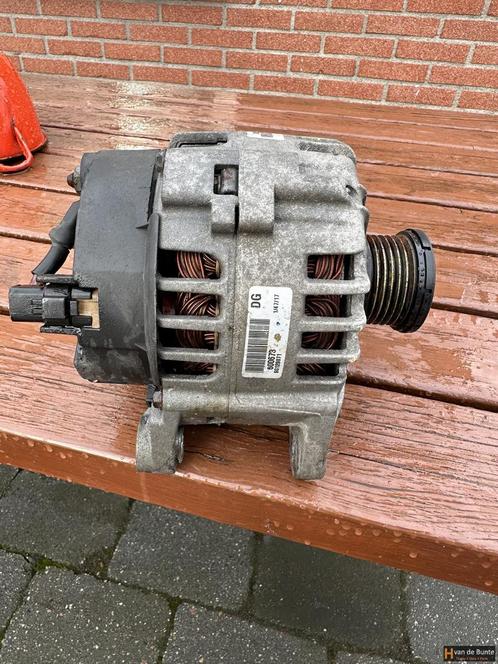 Dynamo Renault master 2.2, Auto-onderdelen, Motor en Toebehoren, Renault, Gebruikt, Ophalen of Verzenden