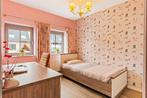 Complete jeugdslaapkamer (bed, kast, bureau, nachtkastje), Ophalen, Zo goed als nieuw, Jongetje of Meisje