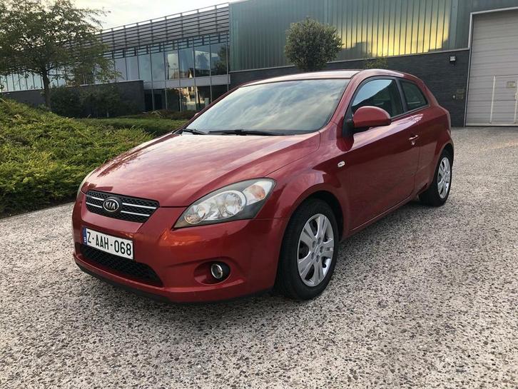 Prachtige Kia Pro Cee'd 1.4cc Active, Auto's, Kia, Bedrijf, (Pro) Cee d, ABS, Airbags, Boordcomputer, Elektrische ramen, Metaalkleur