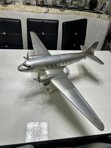 Authentic Models Douglas DC-3 Dakota –  Vliegtuig beschikbaar voor biedingen