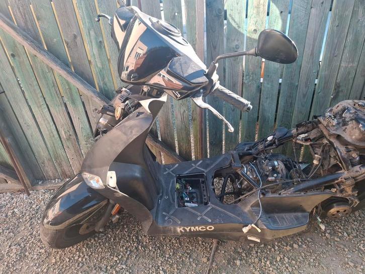 Onderdelen kymco en peugeot, Fietsen en Brommers, Brommeronderdelen | Scooters, Zo goed als nieuw, Kymco, Ophalen