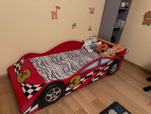 Lit enfant voiture de course - 80x140cm, Huis en Inrichting, Slaapkamer | Bedden, Zo goed als nieuw, Eenpersoons, 80 cm, Hout