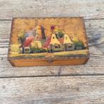 Zeer oud houten kistje, Enlèvement ou Envoi