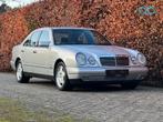 Mercedes-Benz E320 Benzine Avantgarde Oldtimer vanaf maart, Automaat, Zwart, Leder, Bedrijf