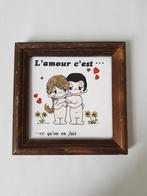 KIM GROVE - Keramiek met houten lijst - liefde is..., Ophalen of Verzenden