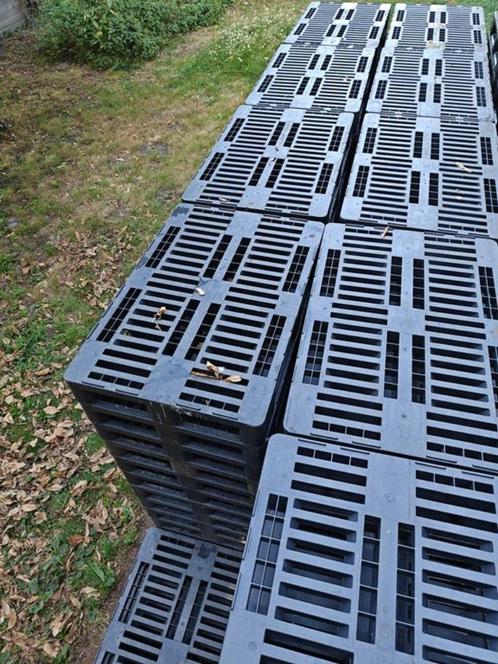 50 kunststof paletten, Doe-het-zelf en Bouw, Hout en Planken, Gebruikt, Ophalen
