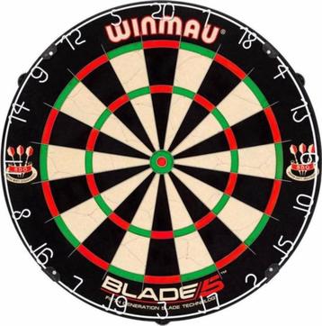 Winmau Blade 5 dartbord + beschermmouche beschikbaar voor biedingen