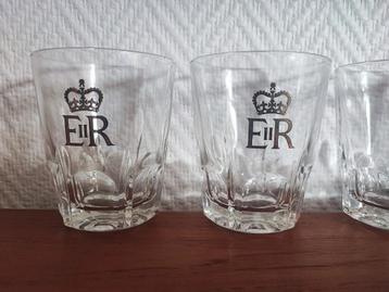 Whisky glazen Elizabeth 2 E II R 4 stuks beschikbaar voor biedingen