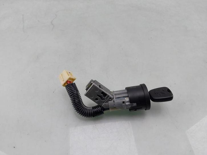 CONTACTSLOT + SLEUTEL Peugeot 107 (01-2005/05-2014), Auto-onderdelen, Overige Auto-onderdelen, Peugeot, Gebruikt