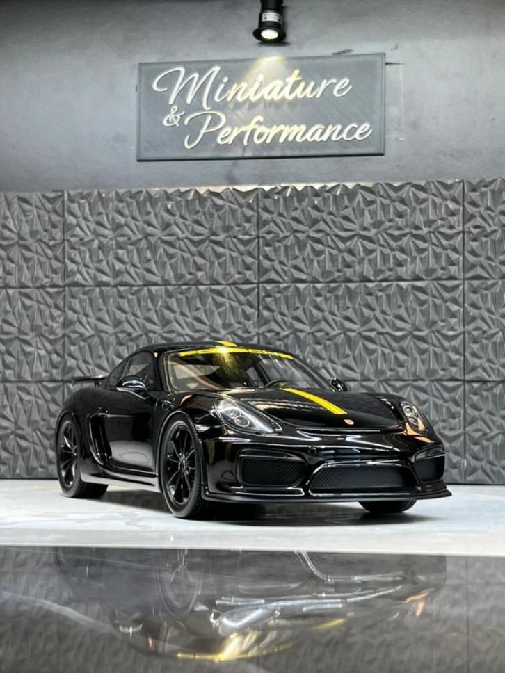 1/18 Porsche 981 GT4 Cayman, Hobby en Vrije tijd, Modelauto's | 1:18, Zo goed als nieuw, Auto, Ophalen of Verzenden
