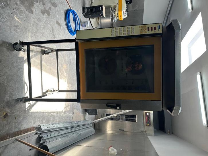 Professionele heteluchtoven, Elektronische apparatuur, Ovens, Zo goed als nieuw, Oven, 60 cm of meer, 60 cm of meer, Hete lucht
