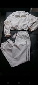 Training nouveau, Vêtements | Femmes, Vêtements de sport, Enlèvement