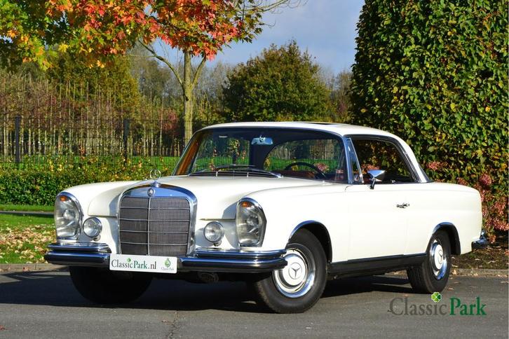 Mercedes-Benz 200-serie 250 SE Coupé (automatique), Autos, Oldtimers & Ancêtres, Entreprise, Achat, Intérieur cuir, Mercedes-Benz
