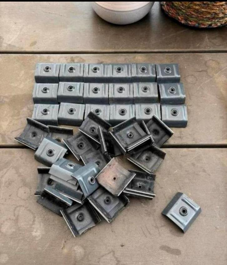 Steunbeugels zie fotos prelaqué epdm, Doe-het-zelf en Bouw, IJzerwaren en Bevestigingsmiddelen, Nieuw, Ophalen