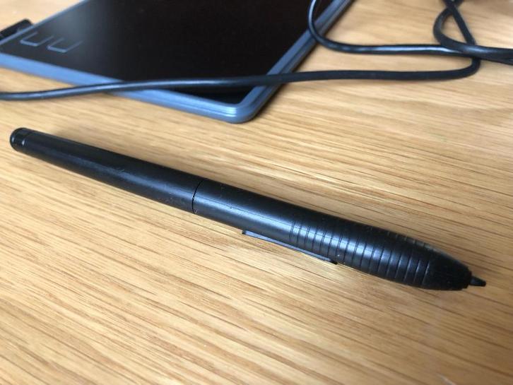 Tablette Graphique Huion Inspiroy H430P, Computers en Software, Tekentablets, Gebruikt, Bedraad, Ophalen