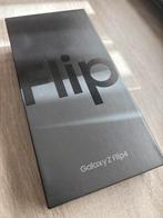 Samsung galaxy z4 flip, Telecommunicatie, Mobiele telefoons | Samsung, Ophalen, Zwart, Touchscreen, Zo goed als nieuw