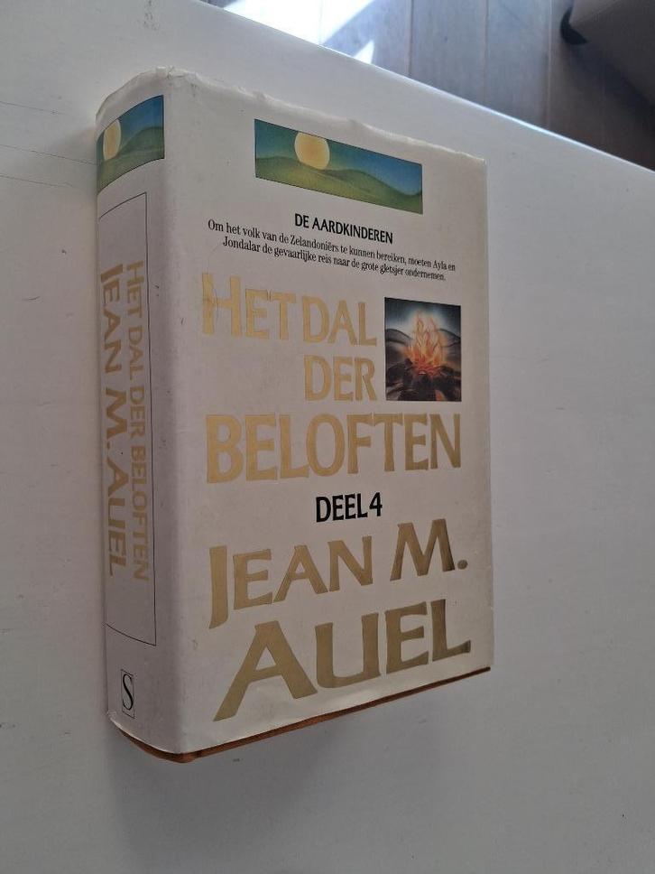 Jean M.Auel : Reeks De aardkinderen - Earth's Children, Boeken, Fantasy, Ophalen of Verzenden