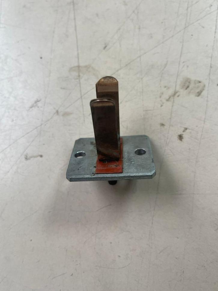 Contact de klaxon pour Maserati Indy, Khamsin, Merak, Bora, Autos : Pièces & Accessoires, Électronique & Câbles, Maserati, Neuf