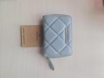 Michael Kors Ocarina hemelsblauwe portemonnee, Handtassen en Accessoires, Portemonnees, Ophalen of Verzenden, Nieuw, Blauw, Overige merken