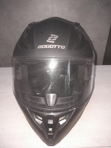 Motorhelm Bogotto zwart beschikbaar voor biedingen