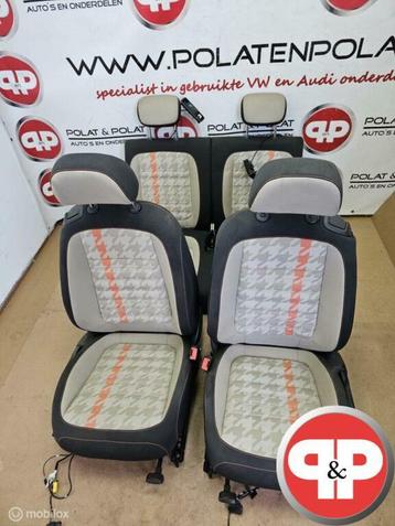 VW Beetle 5C Cabrio interieur beschikbaar voor biedingen