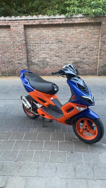Speedfight 2 x race teruil tegen gilera stalker beschikbaar voor biedingen