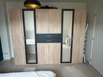 Kleerkast, Huis en Inrichting, Slaapkamer | Complete slaapkamers, Ophalen, Zo goed als nieuw