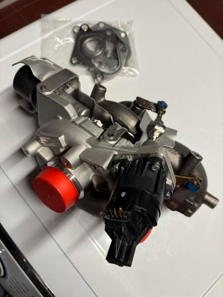 À vendre turbo pour Renault master ou nissan interstar, Autos : Pièces & Accessoires, Moteurs & Accessoires, Enlèvement ou Envoi