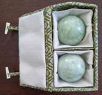 2 bollen in jade steen, Ophalen of Verzenden