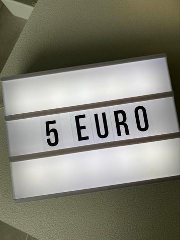 Lightbox incl oplaadkabel + alle letters en cijfers beschikbaar voor biedingen