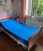 Lit medical électrique  avec matelas (livraison possible), Envoi, Utilisé