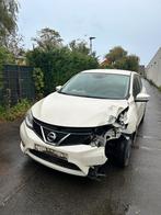 Nissan pulsar benzine 2015 schade, Auto's, Euro 5, Stof, Zwart, Wit