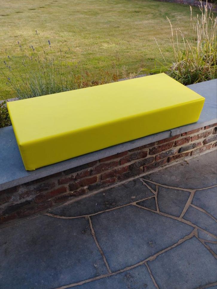 Coussin rigide mousse compacte, Huis en Inrichting, Woonaccessoires | Kussens, Ophalen