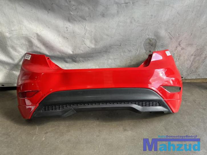 FORD FIESTA 6 rood achterbumper sport 2008-2017, Auto-onderdelen, Carrosserie, Bumper, Ford, Achter, Gebruikt